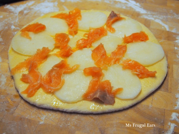 Salmon and potato pizza - prebaked